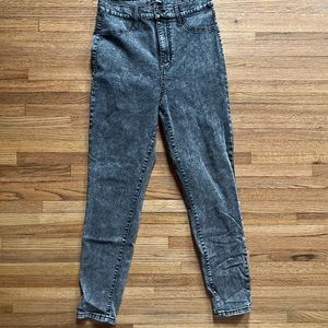 **2 for $18** Fashion Nova jeans